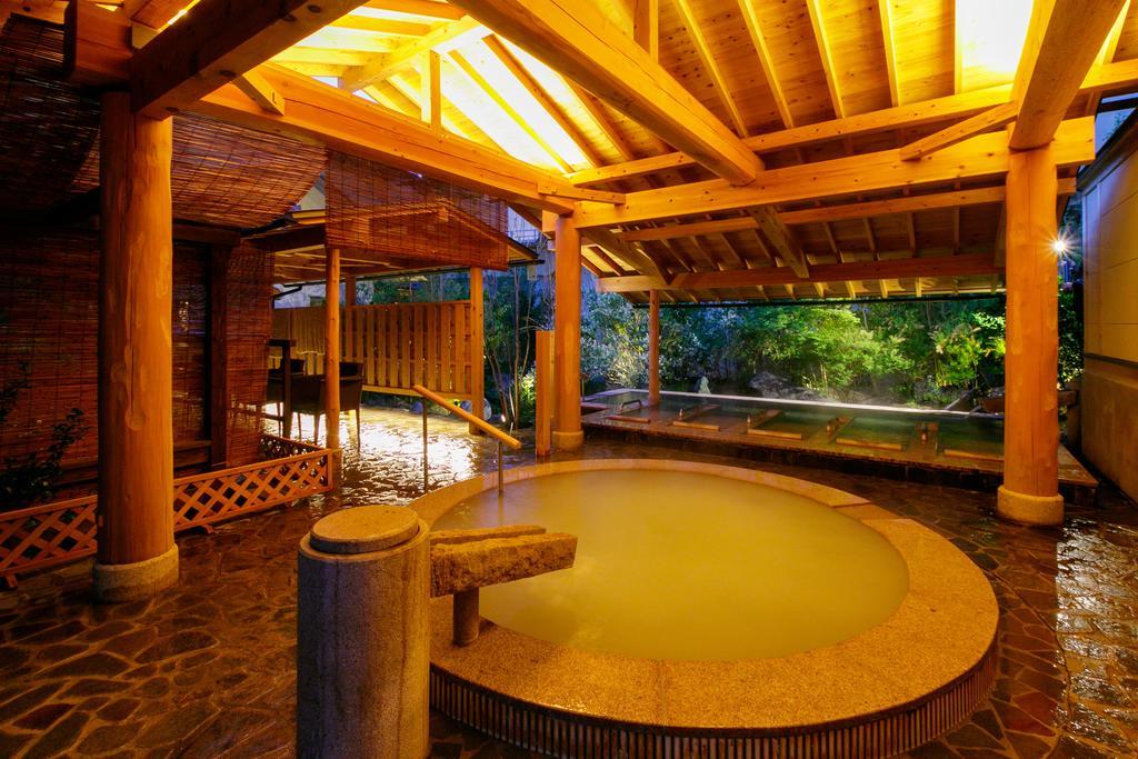 Iizaka Hotel Juraku Fukushima  Exterior photo