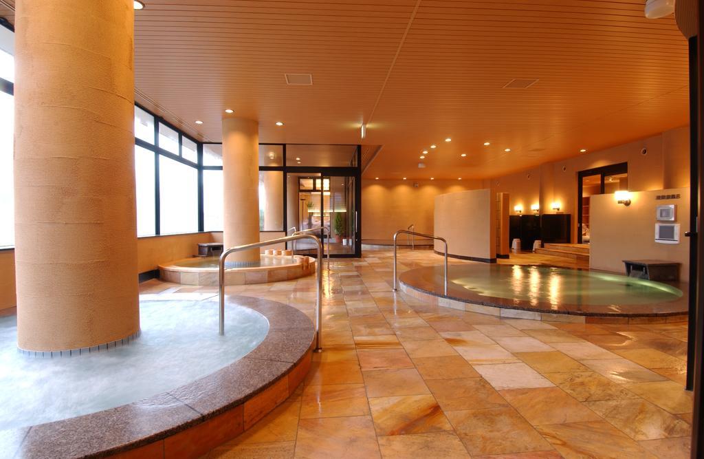 Iizaka Hotel Juraku Fukushima  Exterior photo