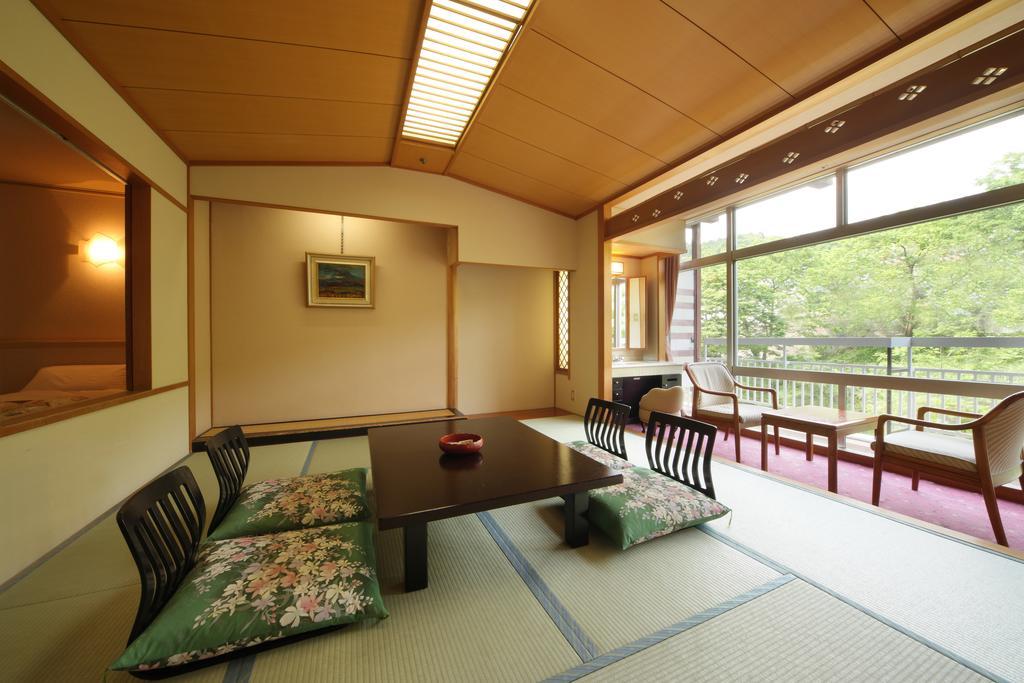 Iizaka Hotel Juraku Fukushima  Exterior photo