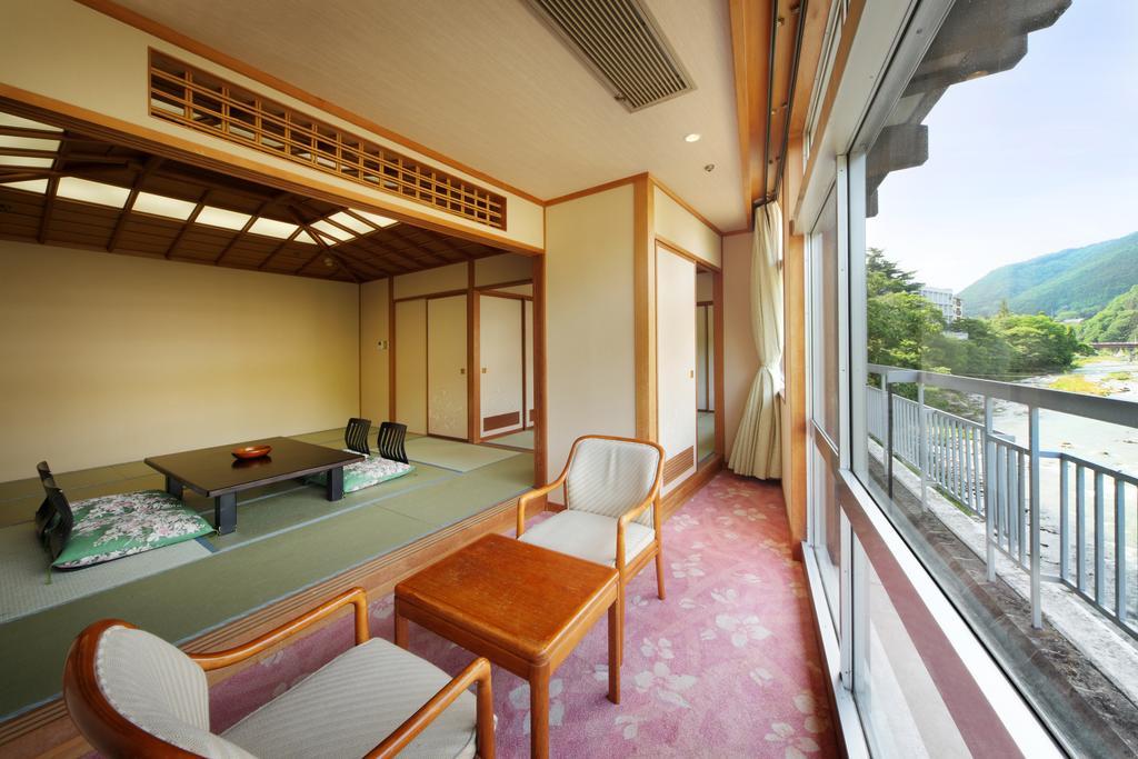 Iizaka Hotel Juraku Fukushima  Exterior photo