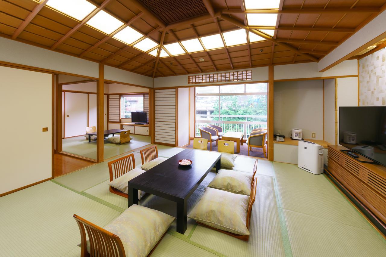 Iizaka Hotel Juraku Fukushima  Exterior photo